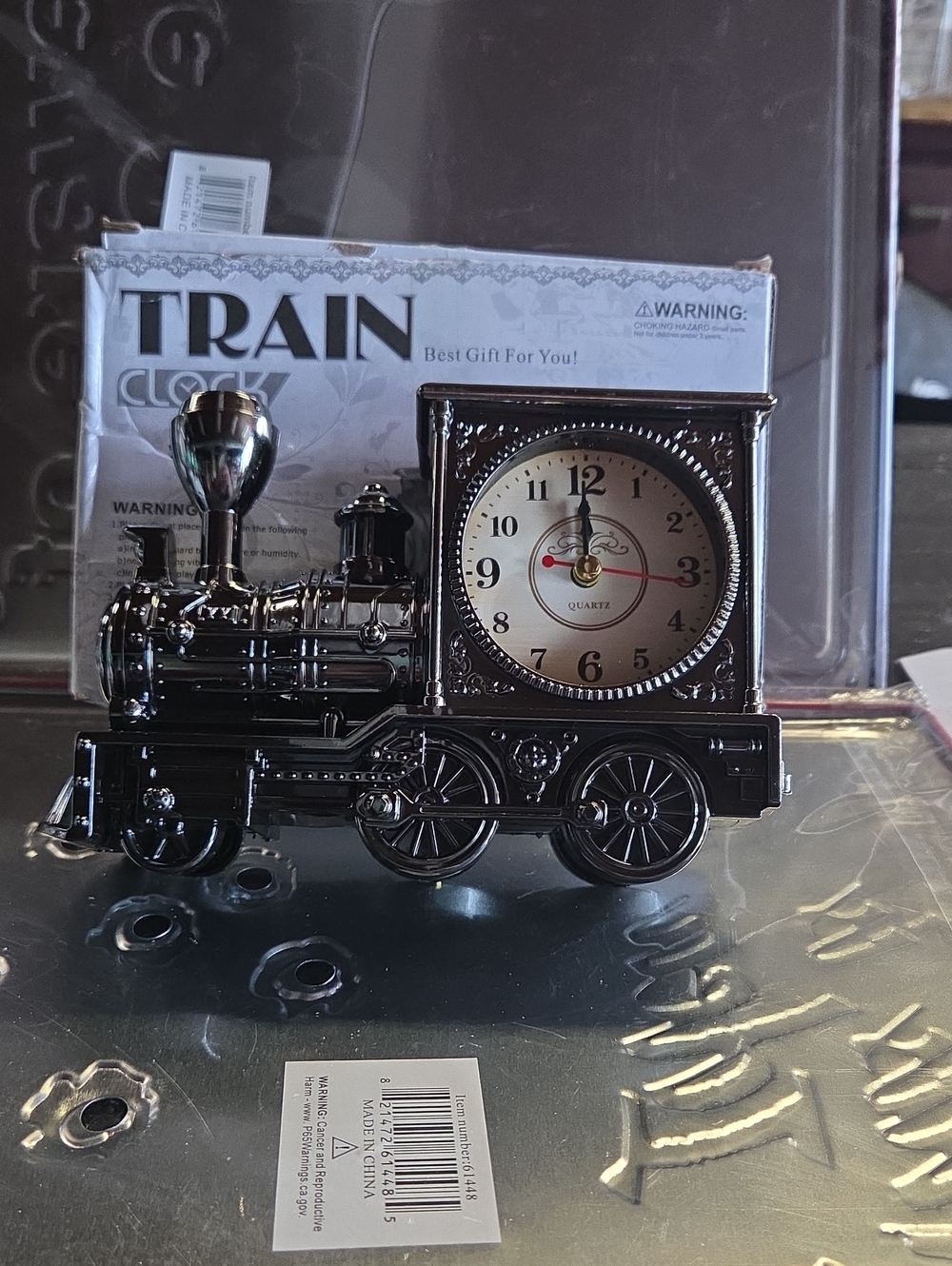 TRAIN Black Locomotive Quartz Table Clock